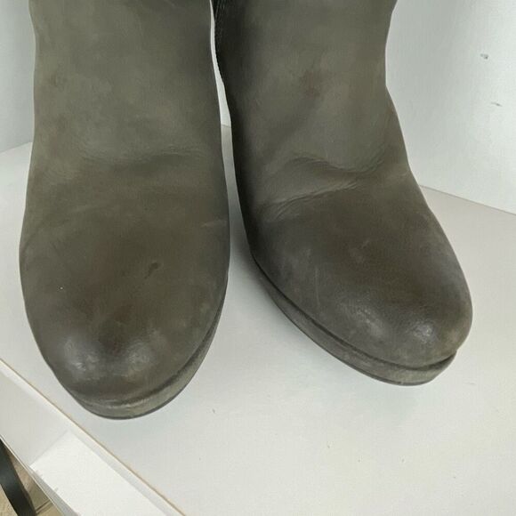 Mint Velvet Leather Grommet Accent Ankle Boots 39 Gray - Picture 13 of 13